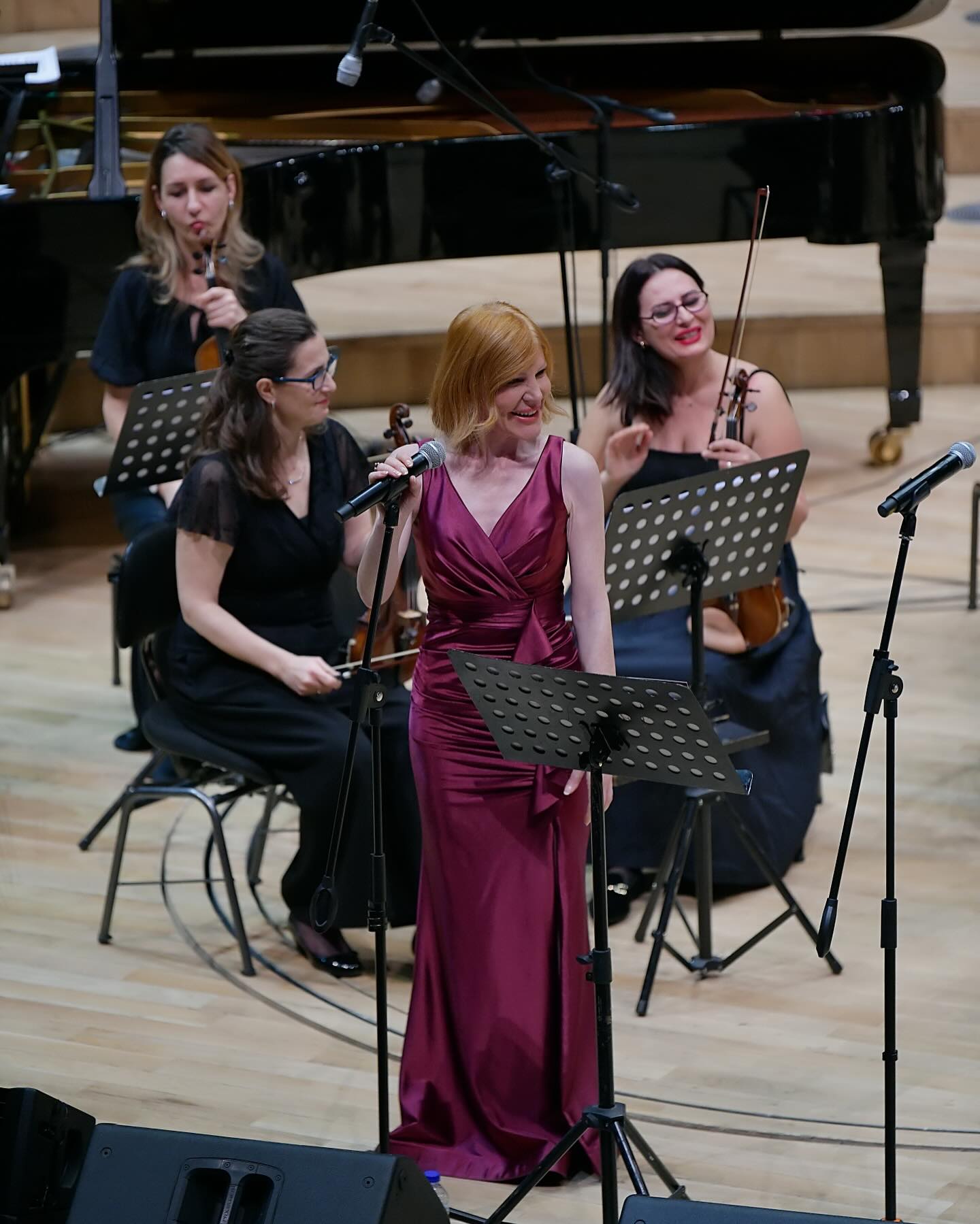 zeynep başkan GALERİ7